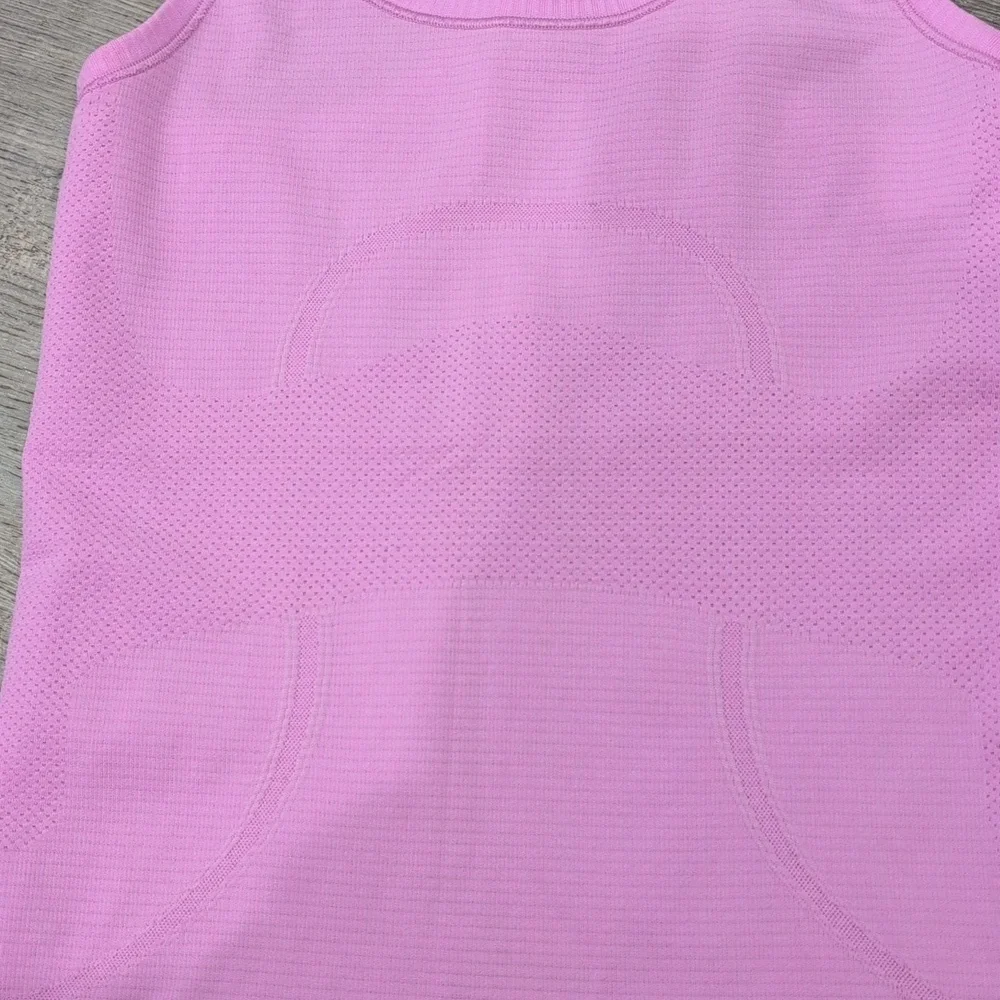 like new bubble gum pink lululemon top - Picture 5 of 5